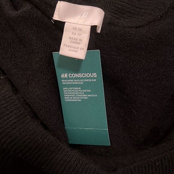 H&M Womens Black Faux Pearl Embellished Mock Neck Wool Blend Pullover Sweater XS - Picture 6 of 8